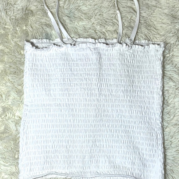 Ruffled halter top - Picture 2 of 2